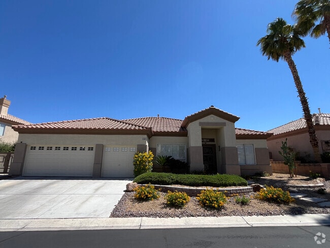 Building Photo - 9499 Castillana Ct