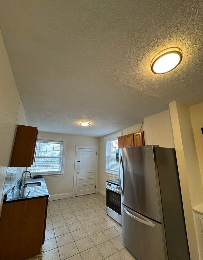 Building Photo - 30 Wadsworth St