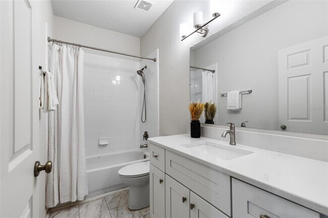 Building Photo - 1780 SW 65th Dr