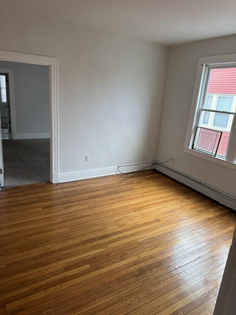 Building Photo - 109 Irving St