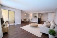 Building Photo - 6275 Canterbury Dr