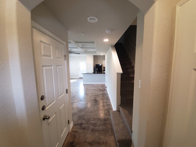 Building Photo - 16906 Spirit Brk