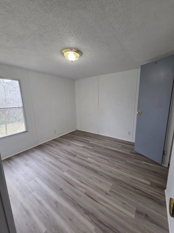 Building Photo - 401 Vista Ave