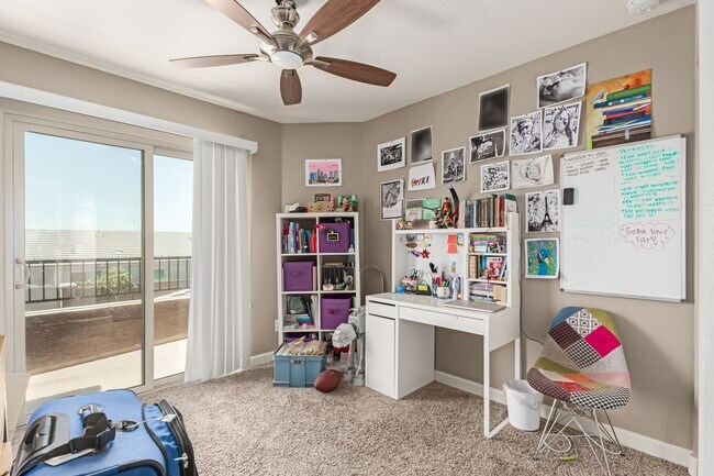 Building Photo - STUNNING 2 story home in Mesa! Plenty of s...