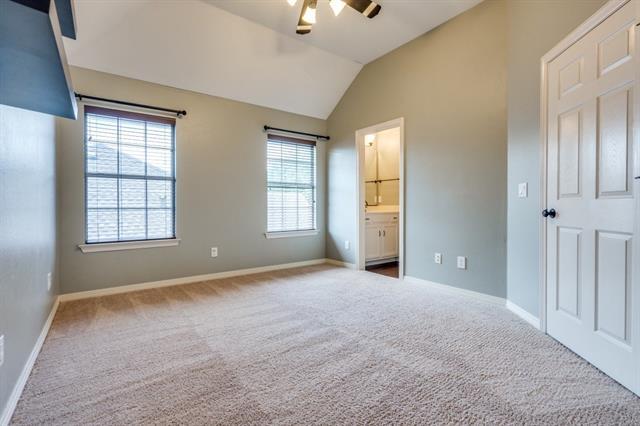 Building Photo - 2212 Grinelle Dr