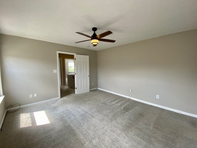 Building Photo - Welcome home to this stunning 3-bedroom, 2.5-bath residence in the desirable Meridian Place neigh...