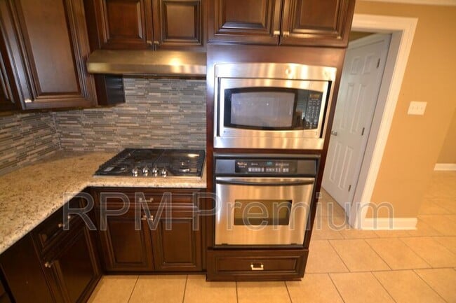 Building Photo - 3552 Platt Dr