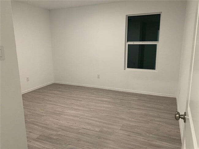 Building Photo - 2864 Rosefinch