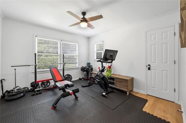 Building Photo - 346 Redland Rd NW