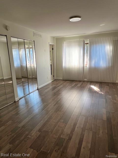 Building Photo - 5647 Perrytown Dr