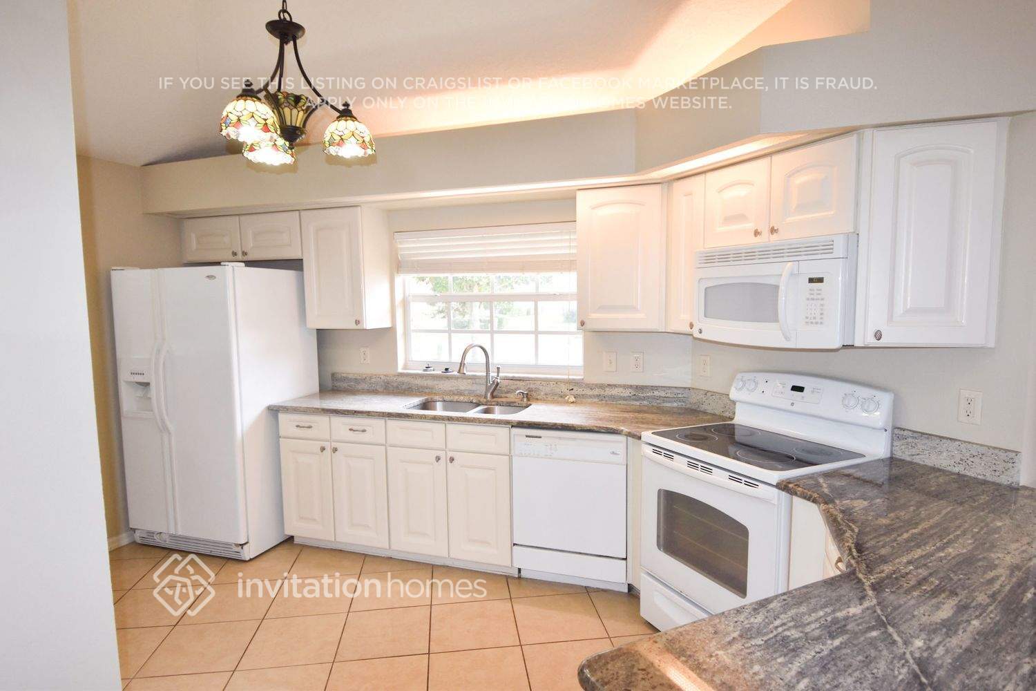 Building Photo - 4920 Treasure Cay Rd