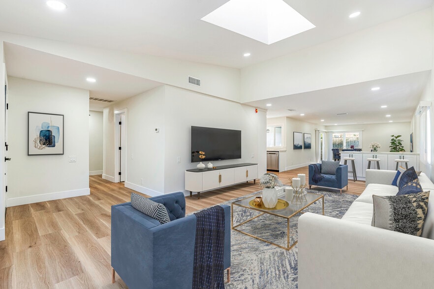 Building Photo - 23831 Pesaro