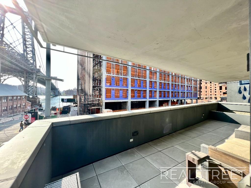 Building Photo - Waterfront Luxury 2 BED with Wrap arround ...