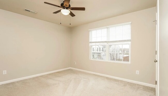 Building Photo - 3985 Shallowcreek Ct