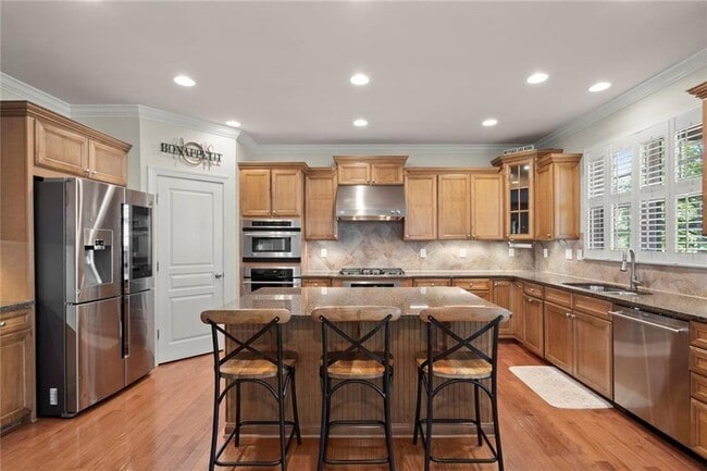 Building Photo - 11240 Avery Cove Ct