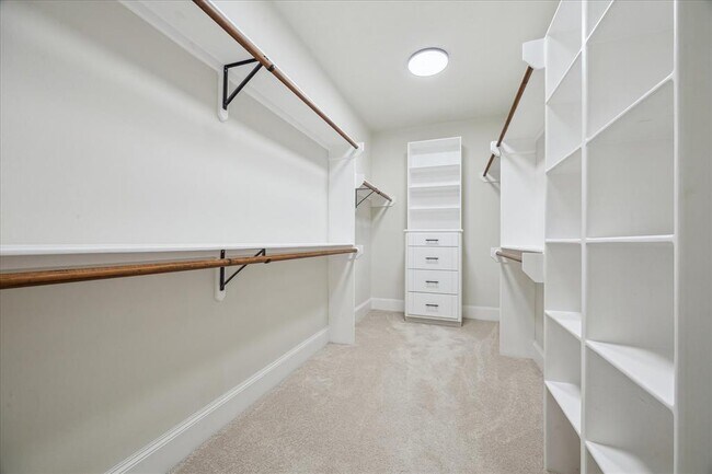 Building Photo - 4317 Verone St