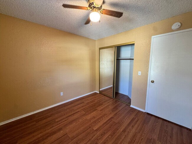 Building Photo - Very Nice Condo! 3 Miles to Cal Poly Groups Welcome Available June