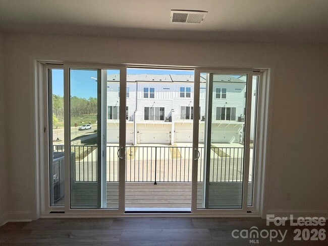 Building Photo - 3212 Drift St