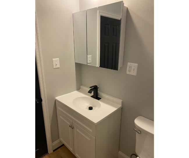 Building Photo - 2501 Linden Ave