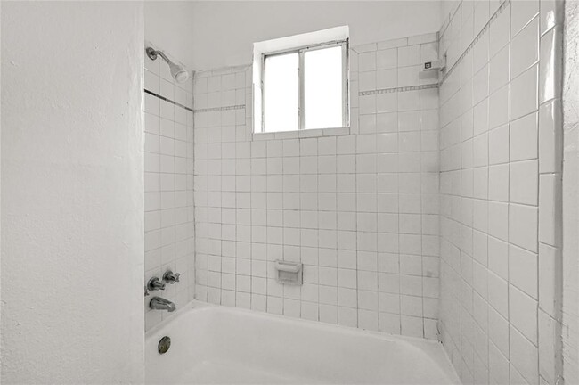 Building Photo - 7211 Atwell Dr