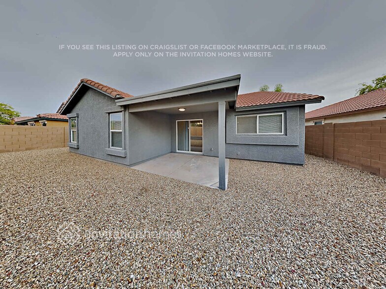 Building Photo - 15164 W Adams St