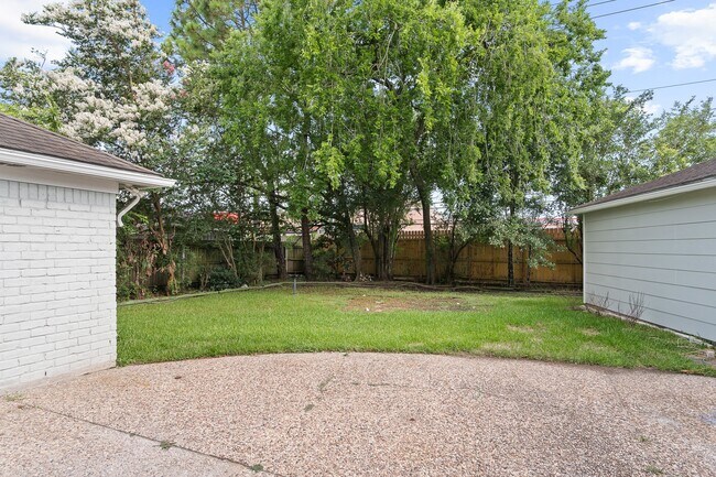 Building Photo - 10623 Wickersham Ln