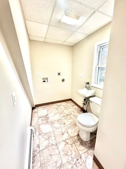 Building Photo - 6 Commercial Ave