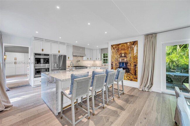 Building Photo - 607 Melaleuca Ln