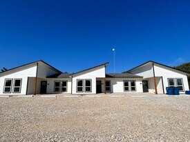 Building Photo - 2232 J E Woody Rd