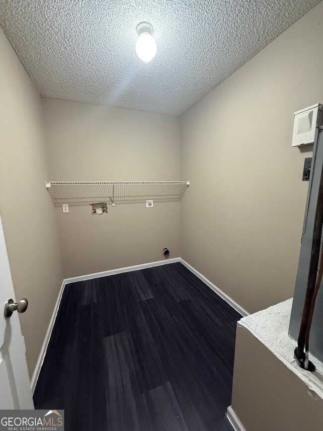 Building Photo - 6 Talbot Ct