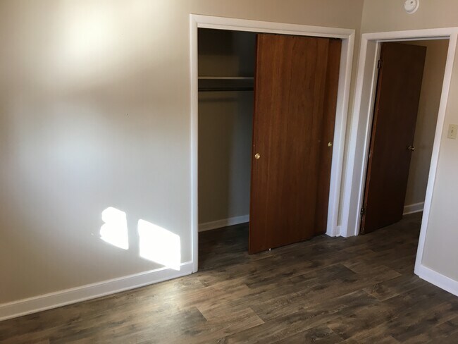 Building Photo - 25703 Scott St