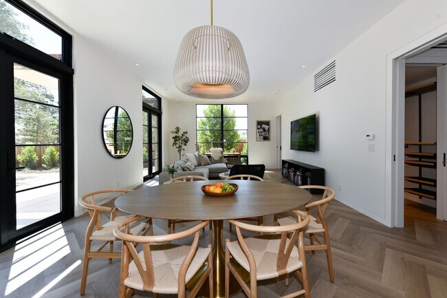 Building Photo - Discover NapaLuxe, A Newly Constructed Pri...