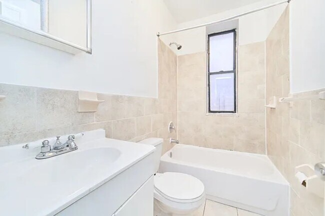 Building Photo - 1590 Amsterdam Ave