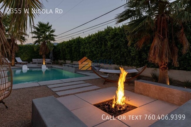 Building Photo - 2355 W Nicola Rd