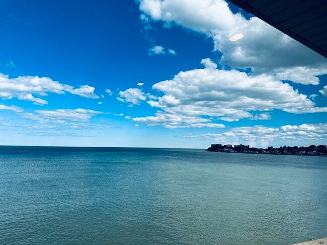 Building Photo - 280 Endicott Ave