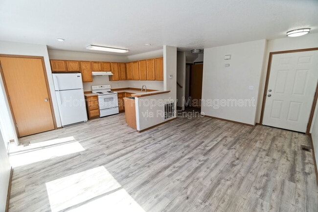 Building Photo - 2814 N 14th Pl