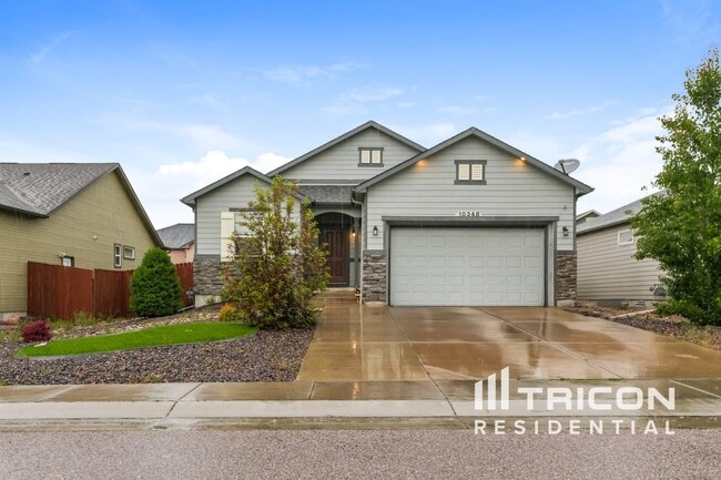 Primary Photo - 10348 Mount Evans Drive