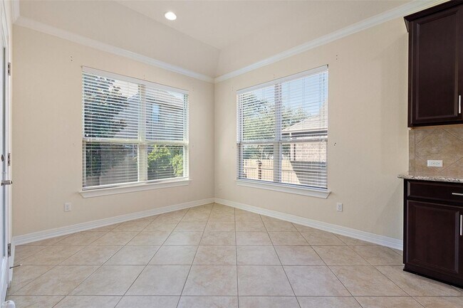 Building Photo - 8704 Old Corral Cove