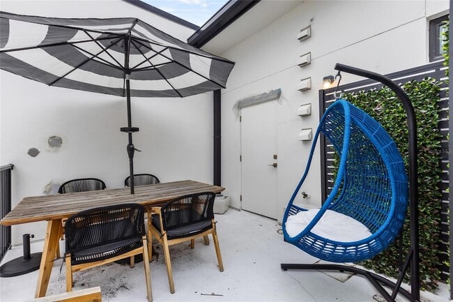 Building Photo - 758 Highland Ave