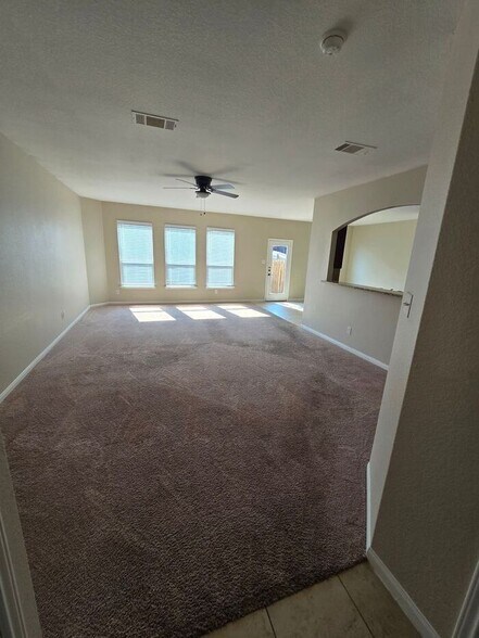 Building Photo - 1745 Amy Dr