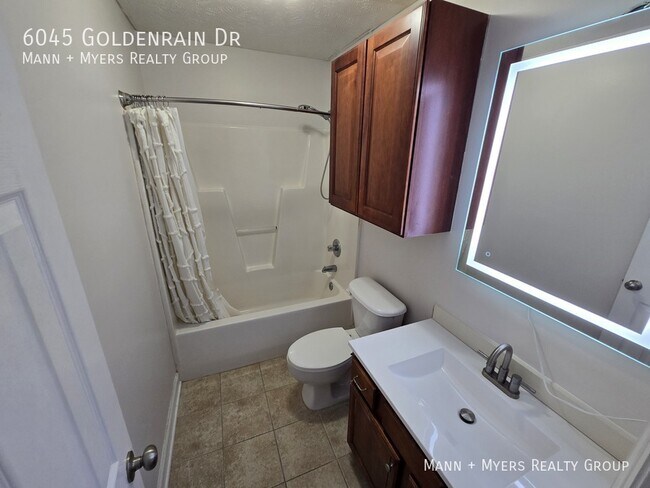Building Photo - 6045 Goldenrain Dr