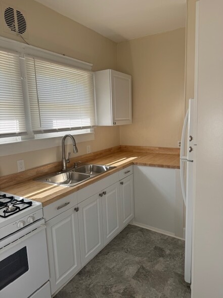 Kitchen - 9 S Brandywine St