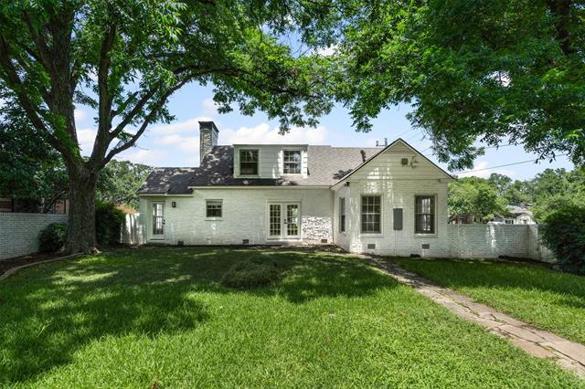 Building Photo - 3601 Westcliff Rd S