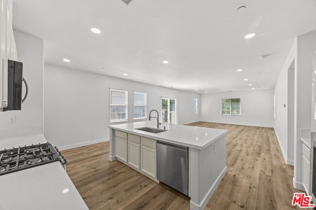 Building Photo - 15769 Agave Ave