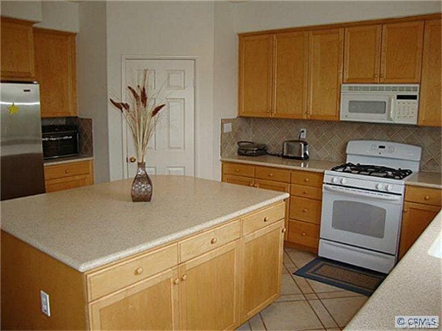 Building Photo - 781 Seadrift Dr