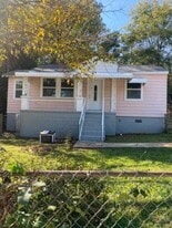 Building Photo - 252 Magnolia St