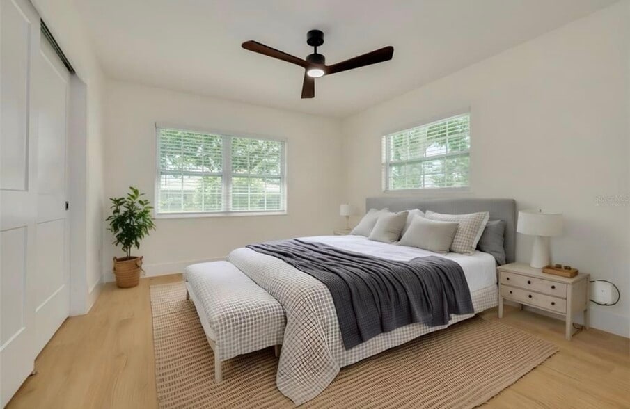 Building Photo - 1723 Cypress Ave