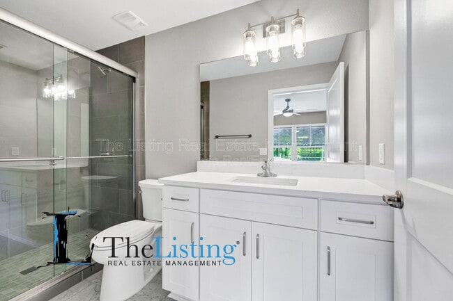 Building Photo - 39 SE 15th Terrace