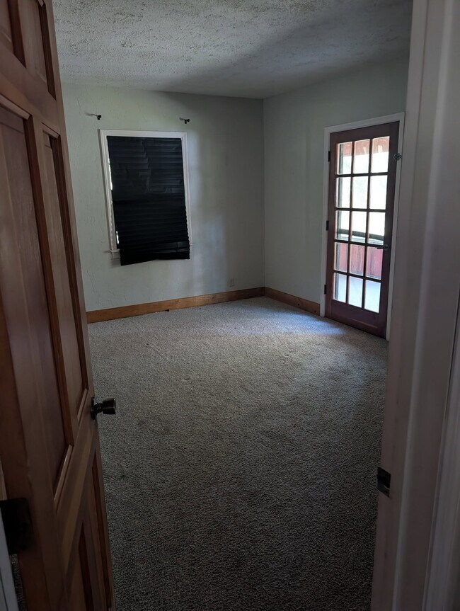 Building Photo - 6060 E Forest Trail Dr