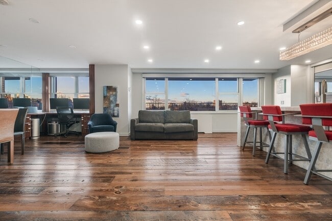 Building Photo - 151 Tremont St